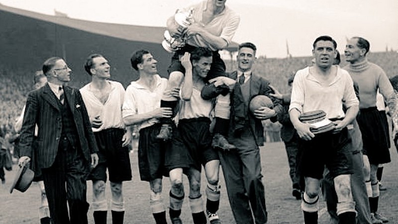 Câu Lạc Bộ Bóng Đá Derby County là một trong những đội bóng lâu đời nhất nước Anh
