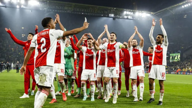 Ngoài ra sẽ có nhiều yếu tố ảnh hưởng đến sự thành công của các cầu thủ Ajax