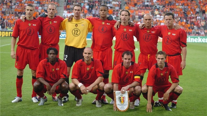 Nhưng khoảng thời gian 1995-2010, Bỉ thậm chí không giành quyền để chơi các giải đấu lớn